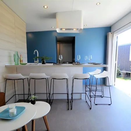 Mobil-home Jullouville, 4 Pieces, 6 Personnes - Fr-1-361a-60 Hébergement de vacances *
