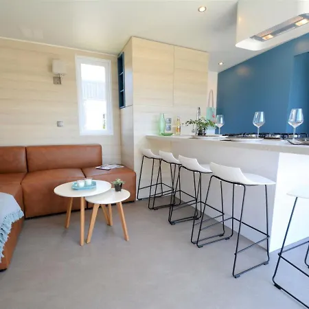 Mobil-home Jullouville, 4 Pieces, 6 Personnes - Fr-1-361a-60 Jullouville